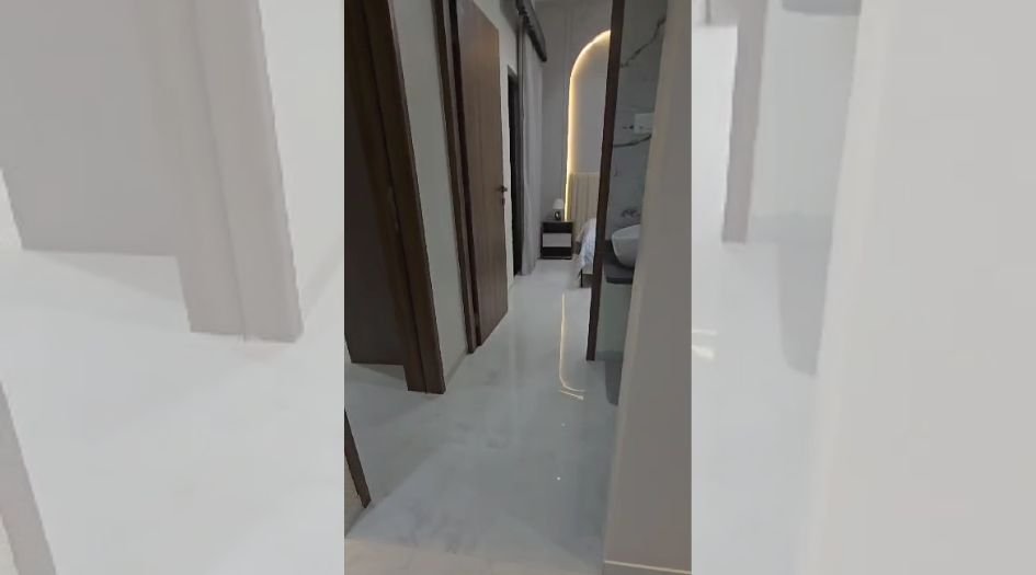 JN-AA-Privilege-Internal-Gallery-Passage